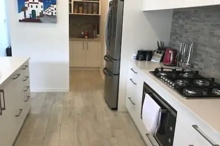 Photo of property in 22 Pioneer Rise, Silverdale, 0932