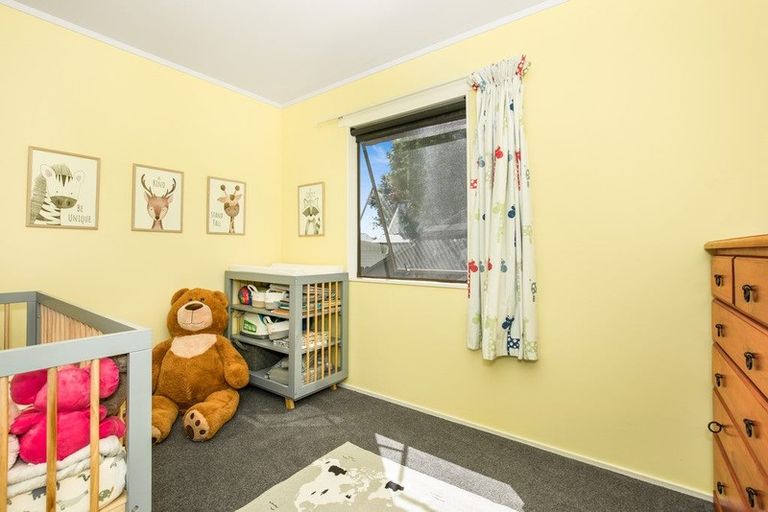 Photo of property in 10 Prestwick Place, Wattle Downs, Auckland, 2103