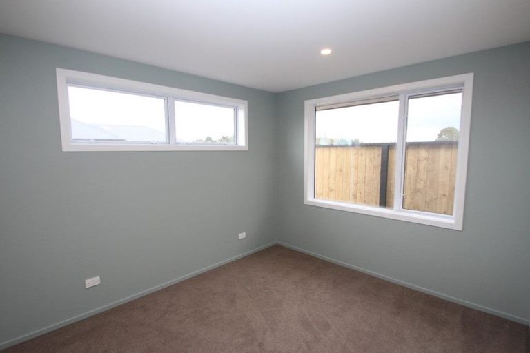 Photo of property in 90 Weston Road, St Albans, Christchurch, 8052