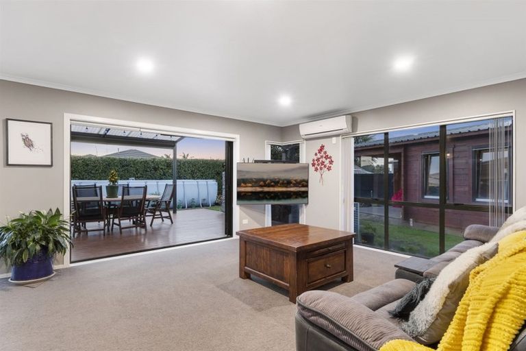 Photo of property in 10 Ocean Crest, Papamoa Beach, Papamoa, 3118