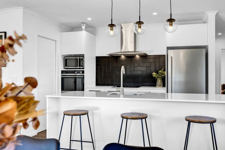 Photo of property in 38 County Drive, Hawera, 4610