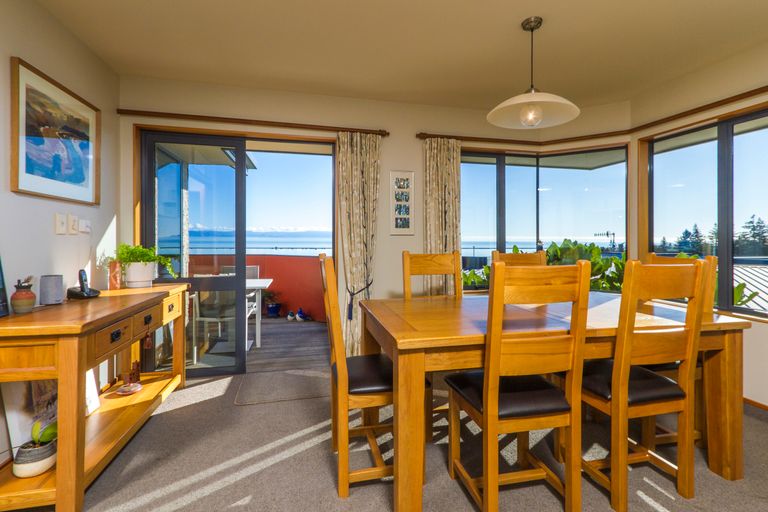 Photo of property in 6 Davies Drive, Atawhai, Nelson, 7010