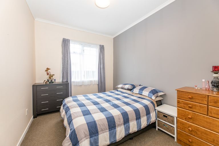 Photo of property in 1/42 Third Street, Belfast, Christchurch, 8051