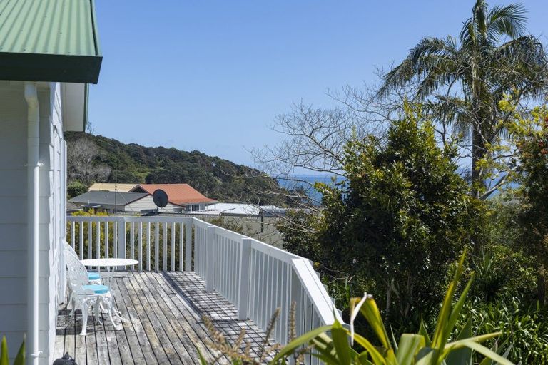 Photo of property in 42 Stratford Drive, Cable Bay, 0420