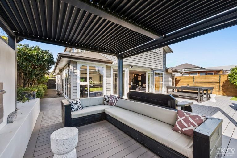 Photo of property in 20 Saint James Avenue, Boulcott, Lower Hutt, 5011