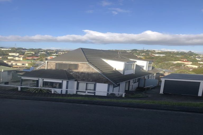 Photo of property in 2/37a Bracken Road, Paparangi, Wellington, 6037