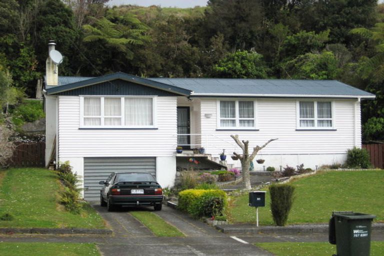 Photo of property in 20 Whakawhiti Street, Marfell, New Plymouth, 4310