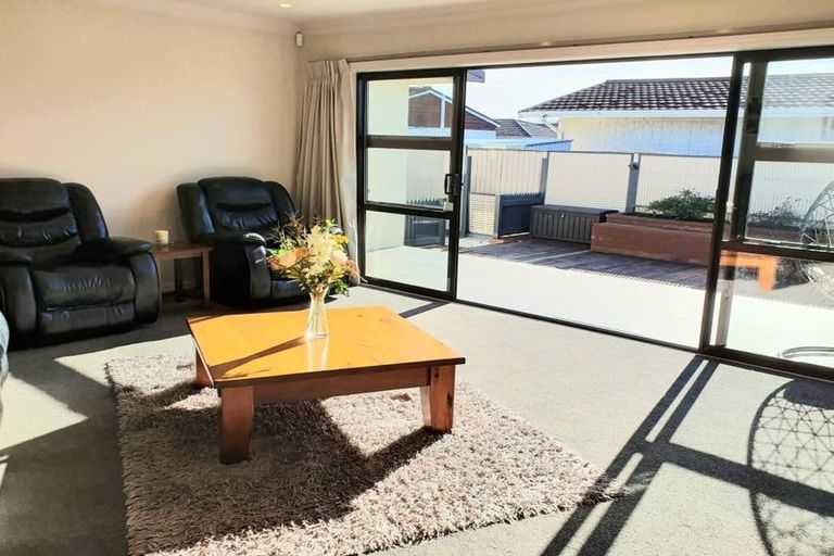 Photo of property in 10 Chilton Drive, Mairehau, Christchurch, 8052