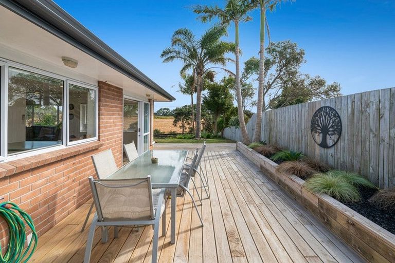 Photo of property in 47 Shelly Beach Road, Shelly Beach, Helensville, 0874