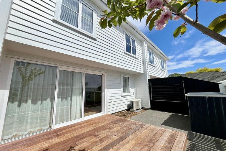 Photo of property in 2/23 Woodville Street, Edgeware, Christchurch, 8013
