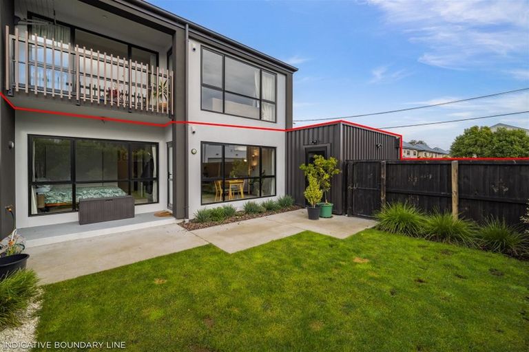 Photo of property in 1/28 Packe Street, Edgeware, Christchurch, 8013