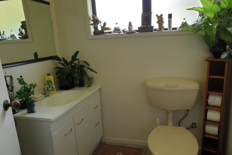 Photo of property in 205 Bridge Street, Eltham, 4322