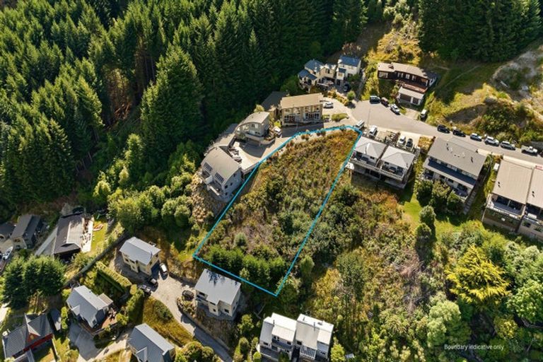 Photo of property in 64 Dart Place, Fernhill, Queenstown, 9300