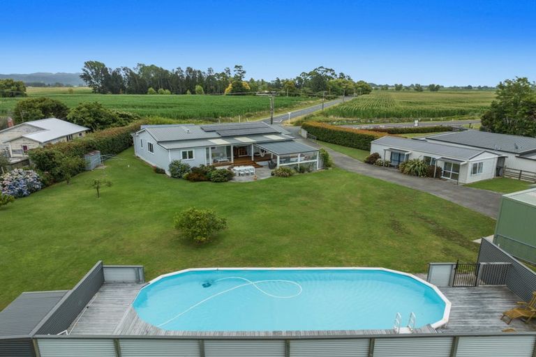 Photo of property in 197 Paroa Road, Coastlands, Whakatane, 3191