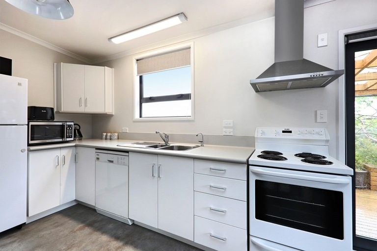 Photo of property in 66a The Esplanade, Westshore, Napier, 4110