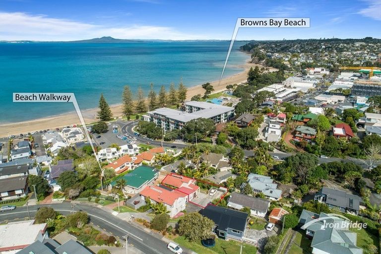 Photo of property in 2/19 Oban Road, Browns Bay, Auckland, 0630