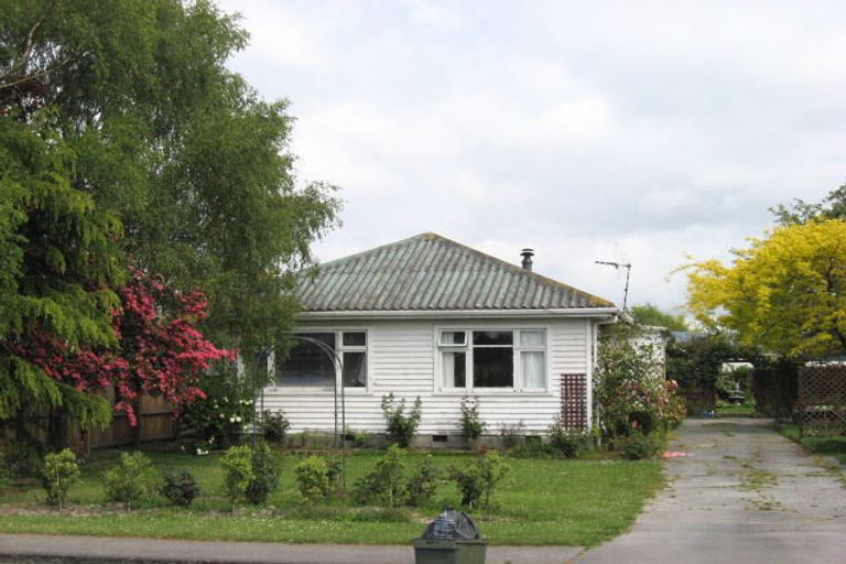 Photo of property in 25 Akaroa Street, Kaiapoi, 7630