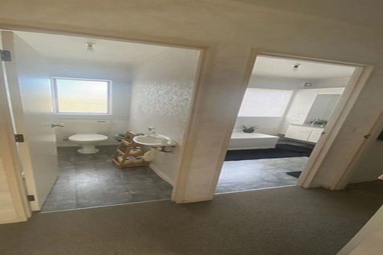 Photo of property in 38 Redwing Street, Browns Bay, Auckland, 0630