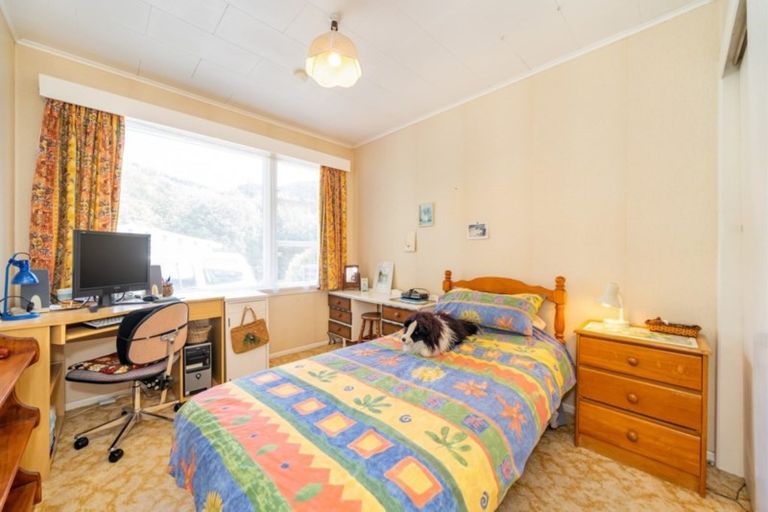 Photo of property in 114 Akatarawa Road, Birchville, Upper Hutt, 5018