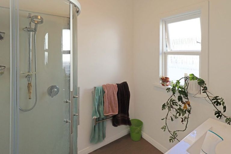 Photo of property in 23 Glamis Avenue, Strathmore Park, Wellington, 6022