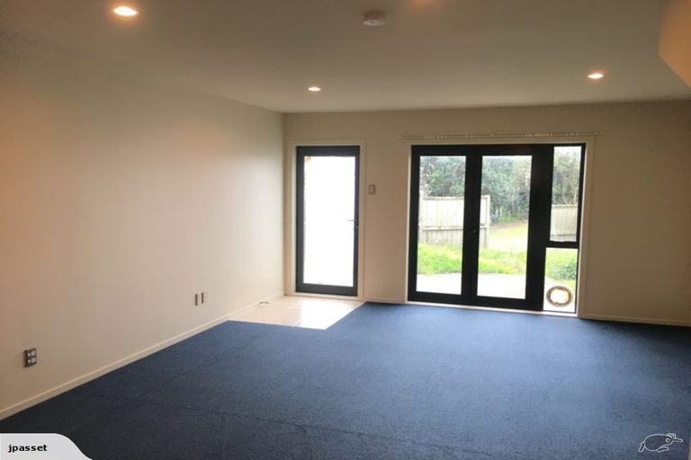 Photo of property in Greenwich Apartments, 32/3 Burton Street, Grafton, Auckland, 1010