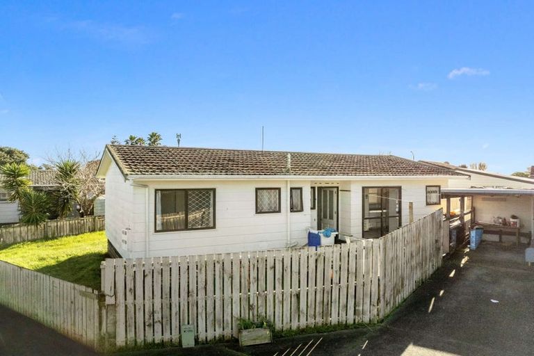 Photo of property in 3/114 Finlayson Avenue, Clendon Park, Auckland, 2103