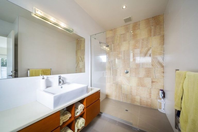 Photo of property in 16 Links Drive, Waiwhakaiho, New Plymouth, 4312