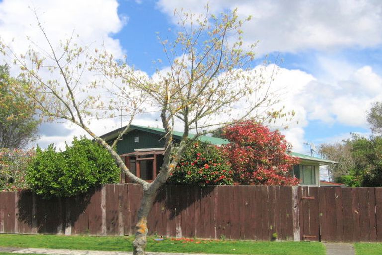 Photo of property in 14 Tennyson Drive, Owhata, Rotorua, 3010