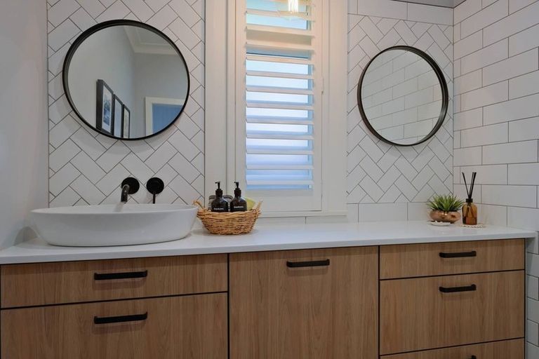 Photo of property in 59 Cliffs Road, Saint Clair, Dunedin, 9012