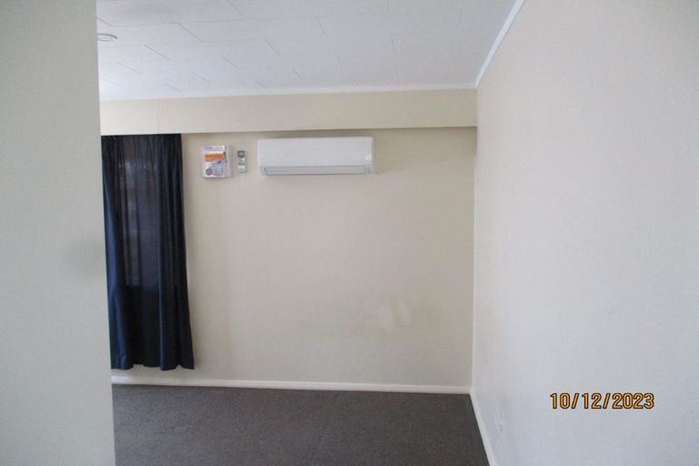 Photo of property in 62 Chaffey Crescent, Titahi Bay, Porirua, 5022