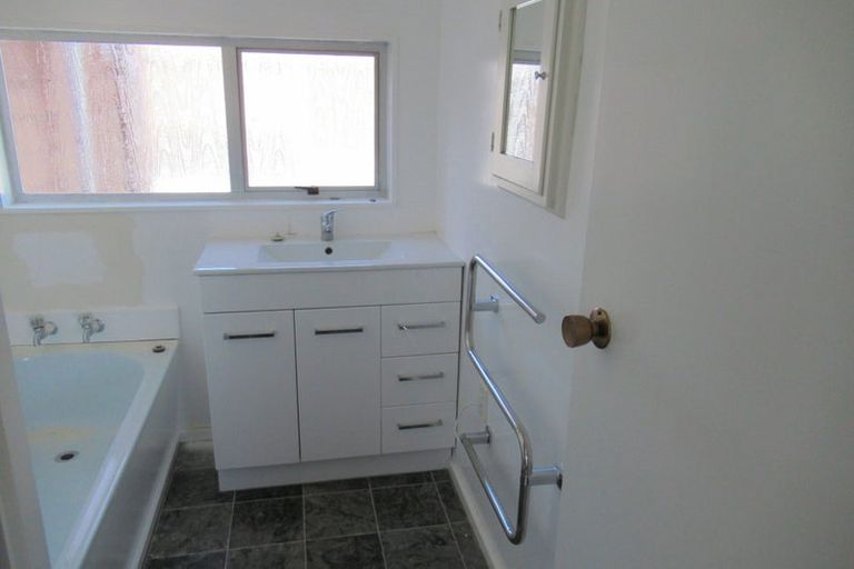 Photo of property in 3/37 Avalon Street, Richmond, Christchurch, 8013