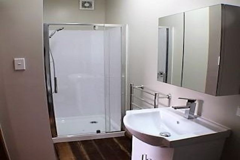 Photo of property in 73 Majoribanks Street, Mount Victoria, Wellington, 6011