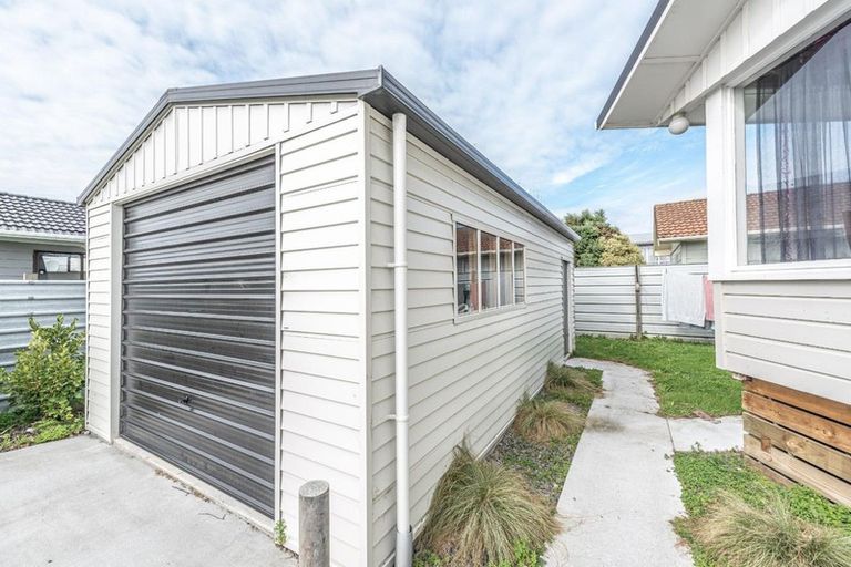 Photo of property in 201a Puriri Street, Castlecliff, Whanganui, 4501