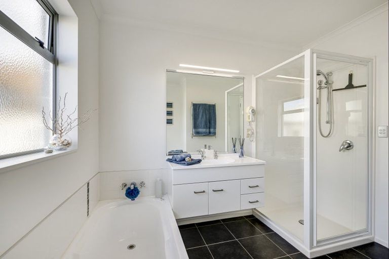 Photo of property in 5a Tom Parker Avenue, Marewa, Napier, 4110