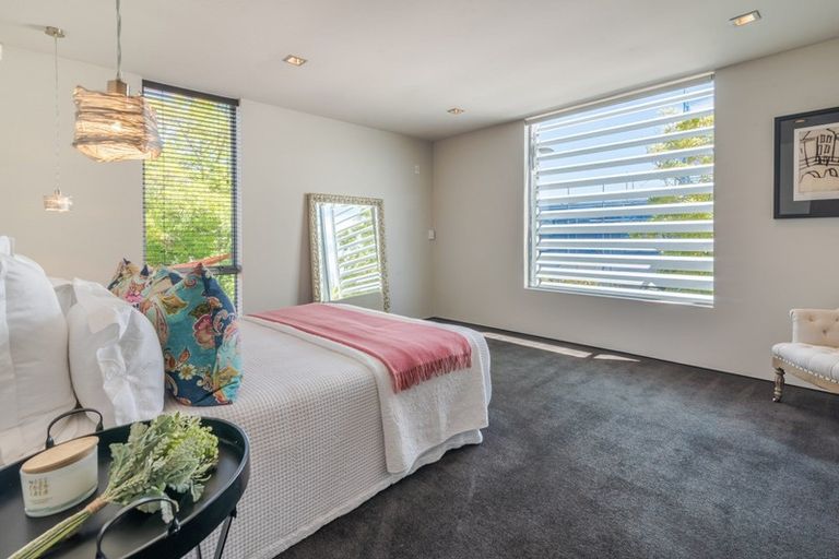 Photo of property in 148 Merivale Lane, Merivale, Christchurch, 8014
