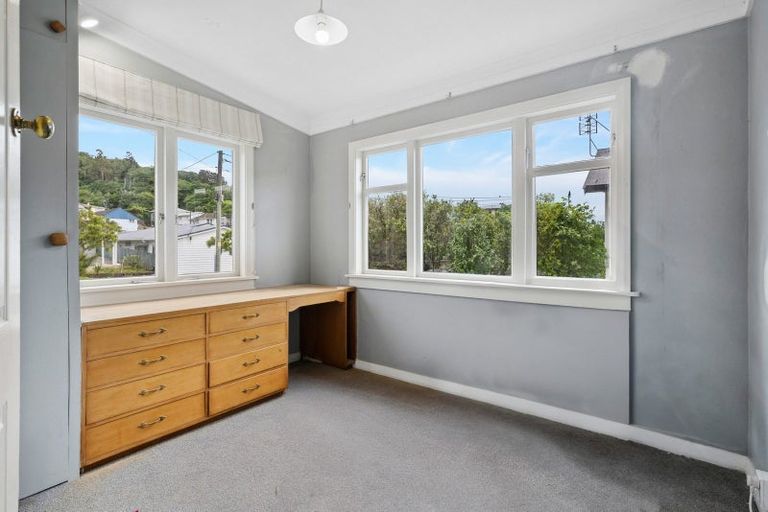 Photo of property in 1 Hathaway Avenue, Karori, Wellington, 6012