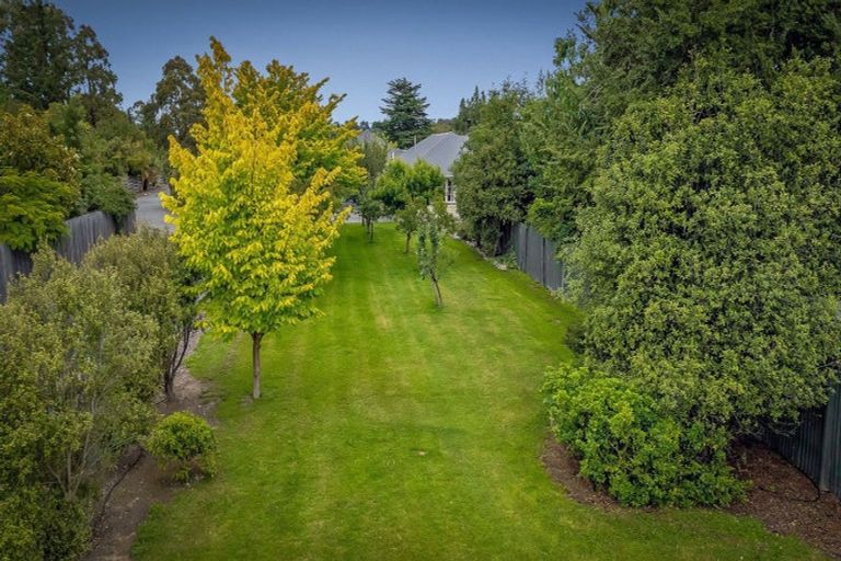 Photo of property in 187h High Street, Oxford, 7430