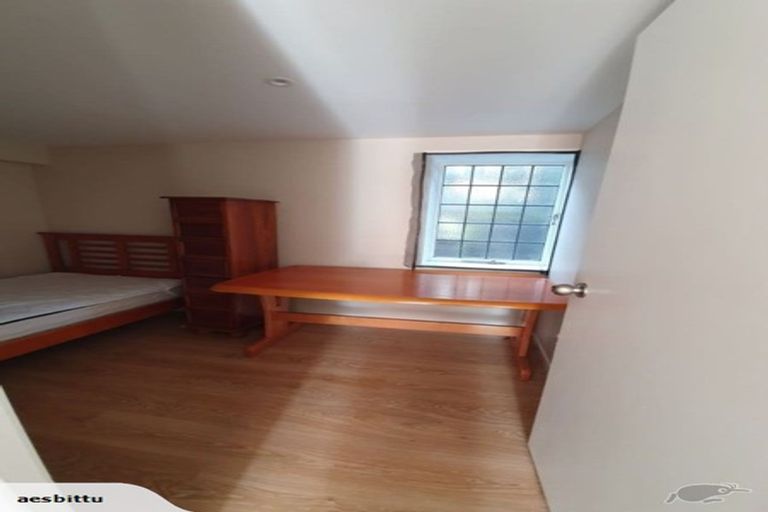 Photo of property in 128 Grafton Road, Grafton, Auckland, 1010