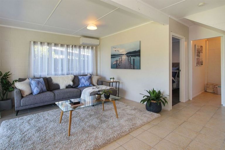 Photo of property in 11 Crispe Road, Clarks Beach, 2122