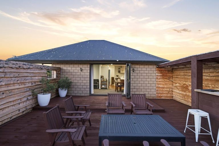 Photo of property in 90 Ascot Avenue, North New Brighton, Christchurch, 8083
