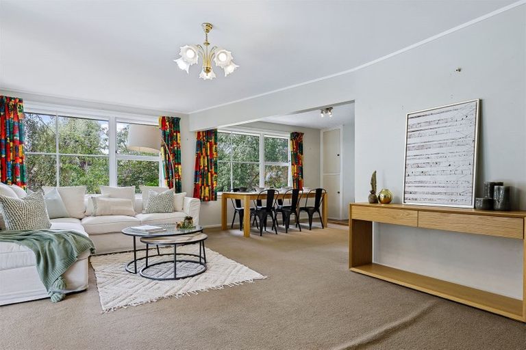 Photo of property in 1 Deepdale Street, Burnside, Christchurch, 8053