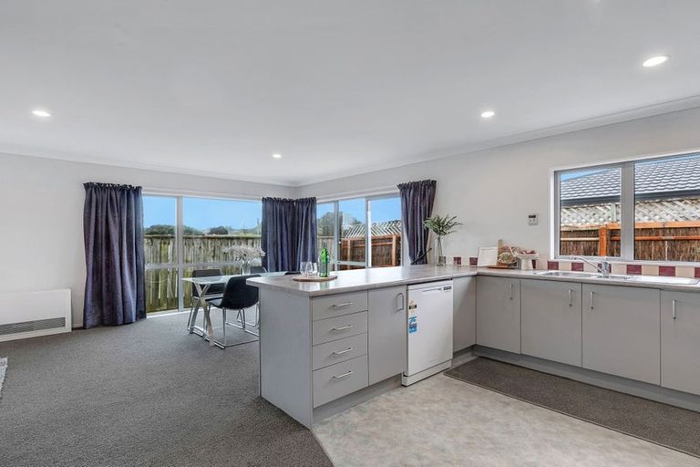 Photo of property in 13 Pohutukawa Grove, Titahi Bay, Porirua, 5022