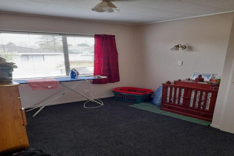 Photo of property in 2/62 Weymouth Road, Manurewa, Auckland, 2102