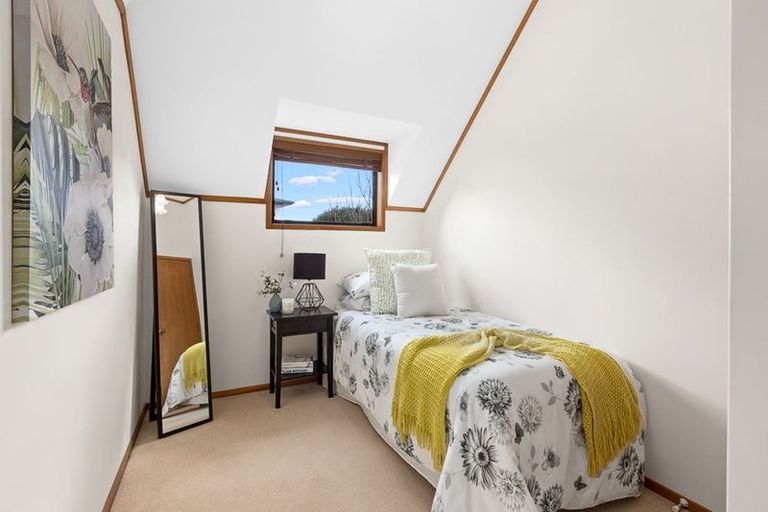 Photo of property in 10/16 Mahara Avenue, Birkenhead, Auckland, 0626