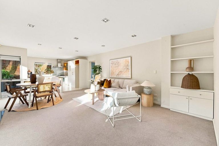 Photo of property in 1b Brighton Terrace, Mairangi Bay, Auckland, 0630
