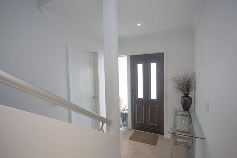 Photo of property in 1/100 Winifred Avenue, Whangamata, 3620