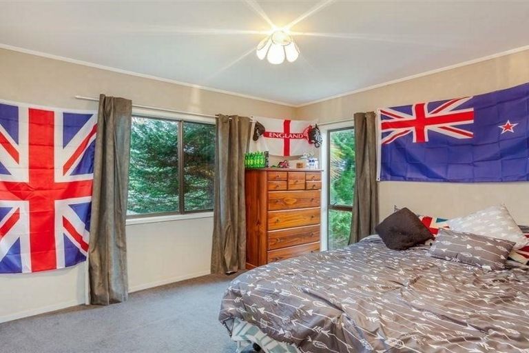 Photo of property in 569 Swanson Road, Ranui, Auckland, 0612