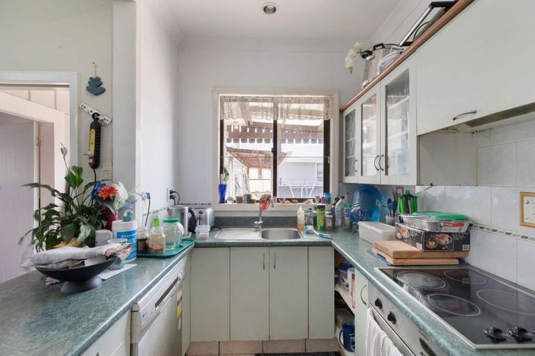 Photo of property in 73 Camberwell Road, Hawera, 4610