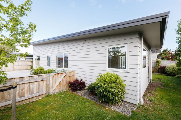 Photo of property in 145 Grey Street, Palmerston North, 4410