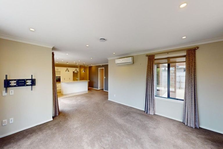 Photo of property in 3b Innes Place, Roslyn, Palmerston North, 4414